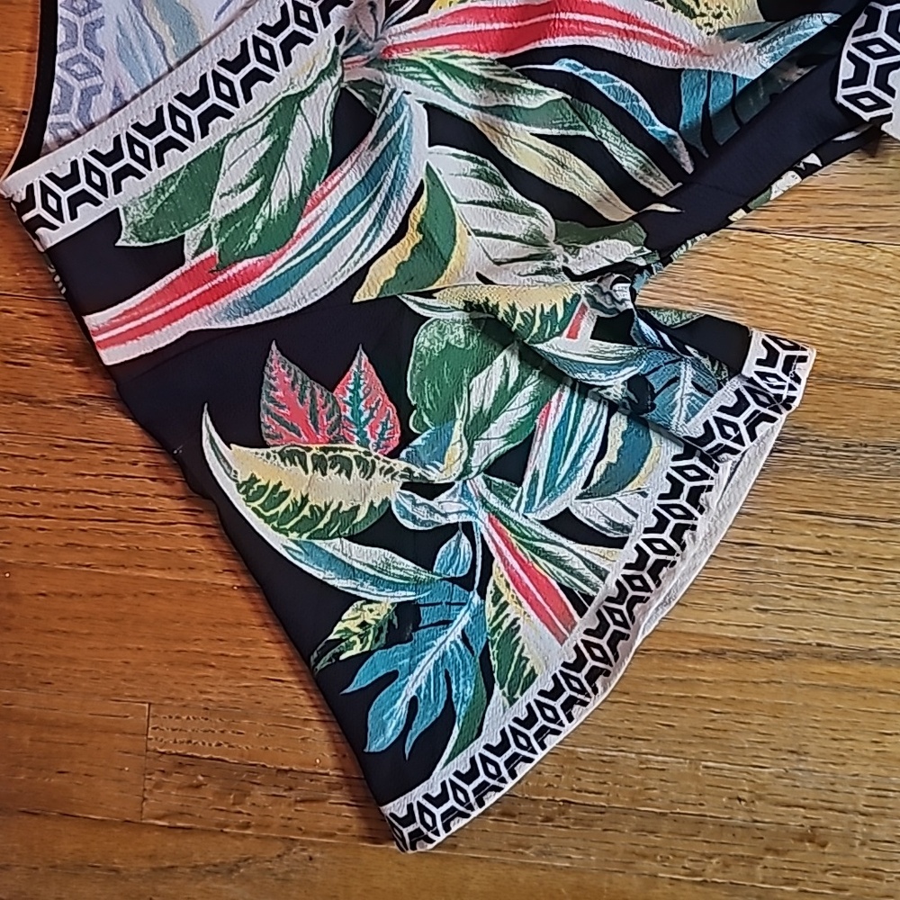 Flying Tomatoe wide legged jumpsuit - size S - Picture 10 of 16